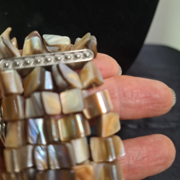 One Quartz Mother of Pearl Watch & One Bracelet W/Abalone & Beads - Picture 3 of 9